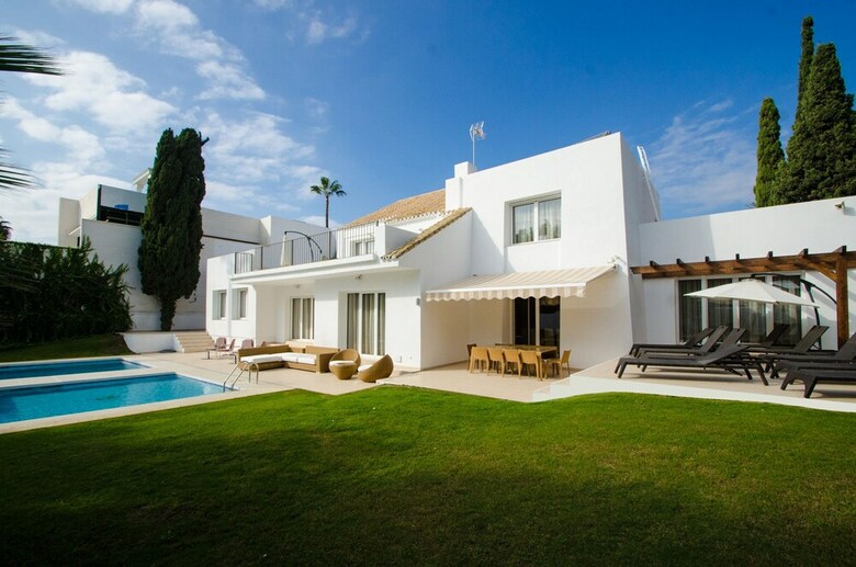 Anfitrion Villas & Suites