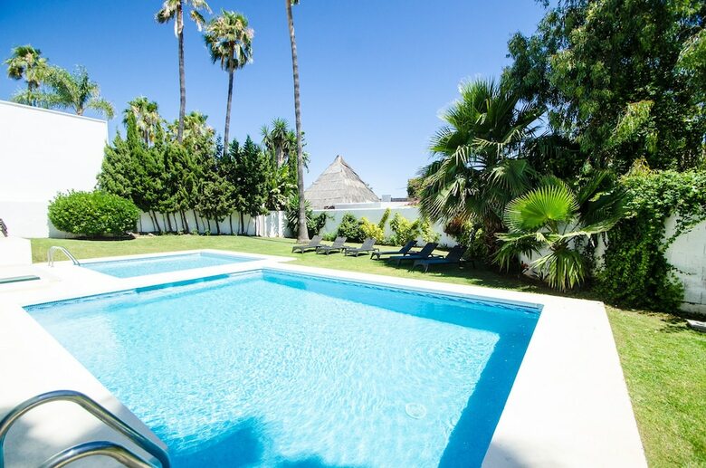 Anfitrion Villas & Suites