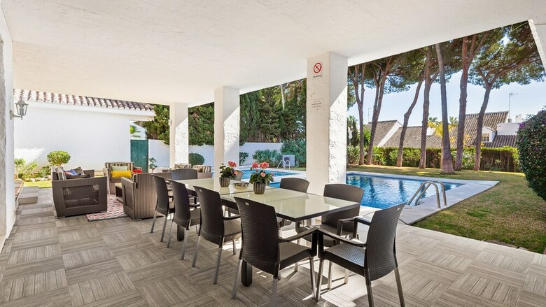Anfitrion Villas & Suites