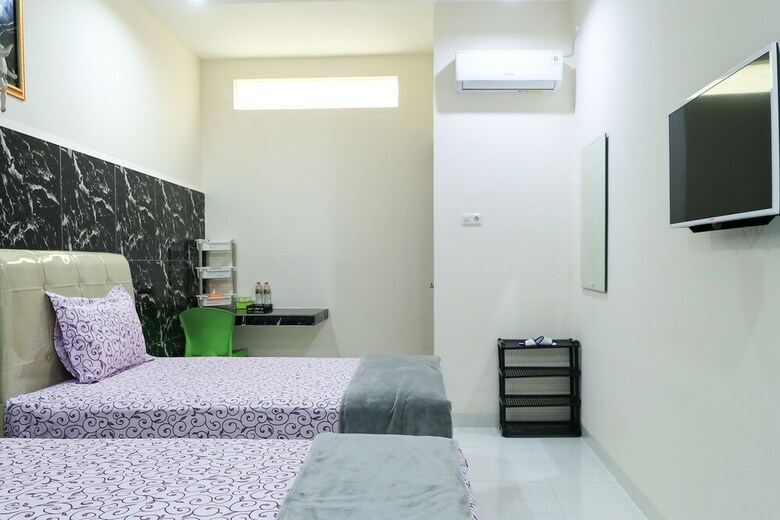 Hotel D'rainbow West Homestay