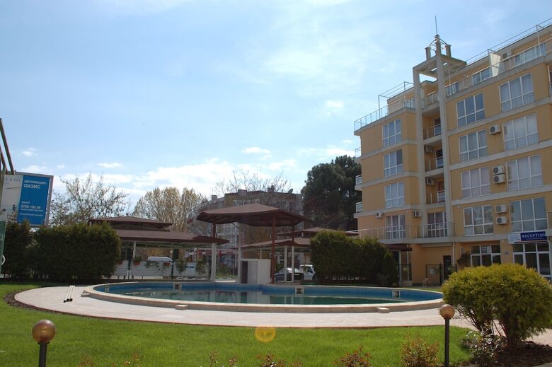 Apart-hotel Flores Park