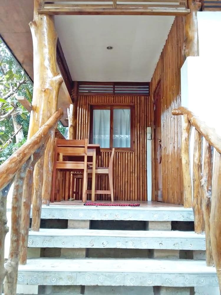 Hotel Pahiluna Guesthouse