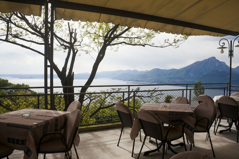 Hotel Laguna