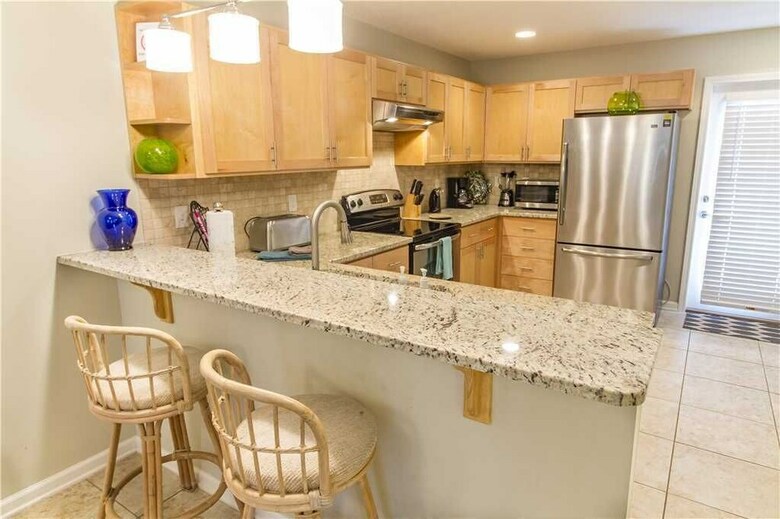 Averys Ocean Breeze - Six Bedroom Home