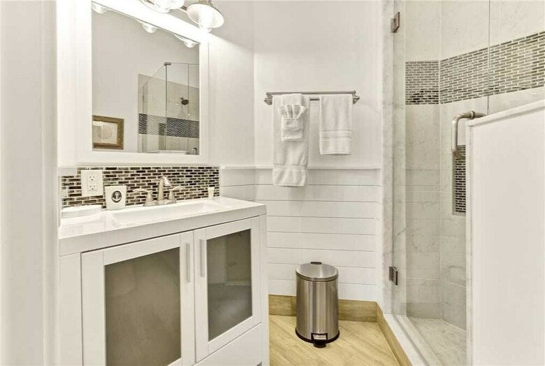 Pelican Beach - Three Bedroom Home