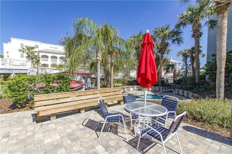 Hibiscus 203a - Two Bedroom Condo
