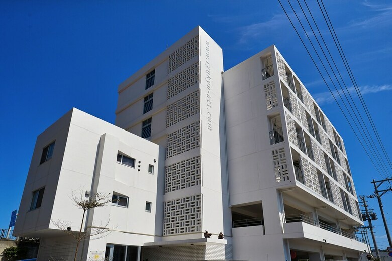 Apartamentos Arce Ryukyu Harbor Stay