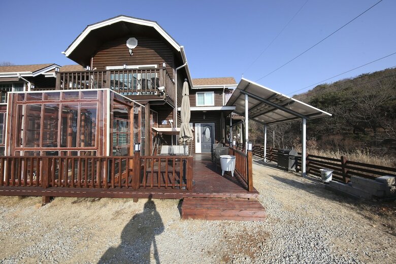Seongmodo Park Jeong A Pension