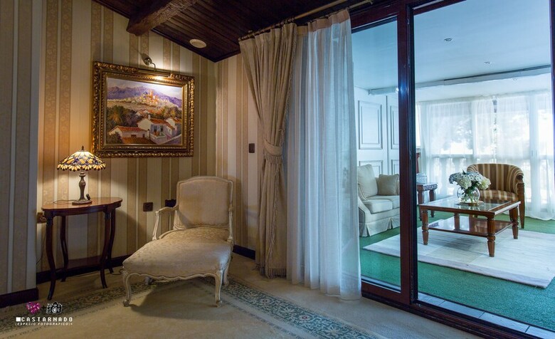Mas�a De Lacy Hotel