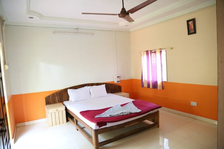 Hotel Darya Sarang Resort & Beer Shopee