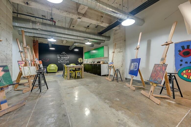 Apartamentos Brand New Stunning Unit - Downtown!