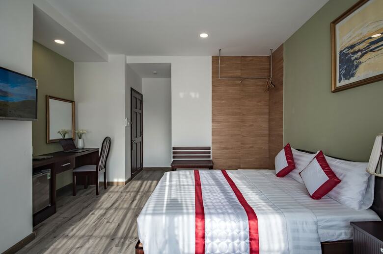Hue My Hotel