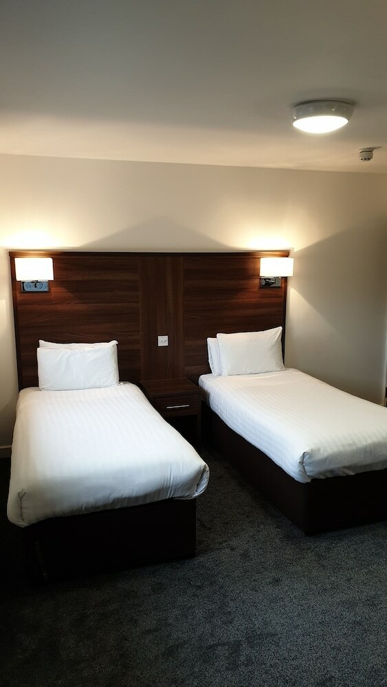 Hotel Premier Lodge