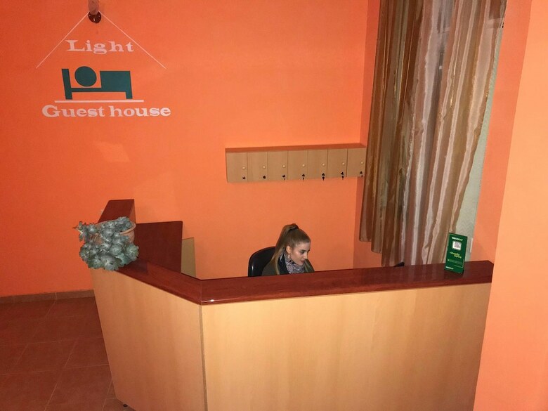 Hostal Light Guest House