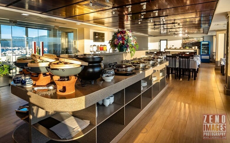 Truong Hotel