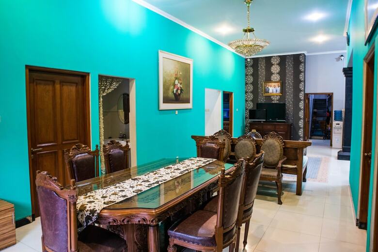 Hostal Baliomah Guesthouse Jogja - Hostel