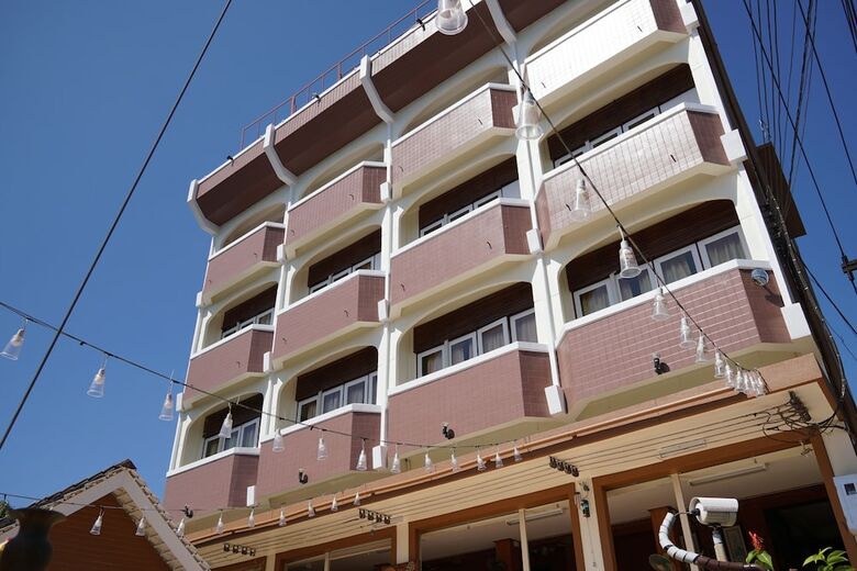 Hotel The River Guest House