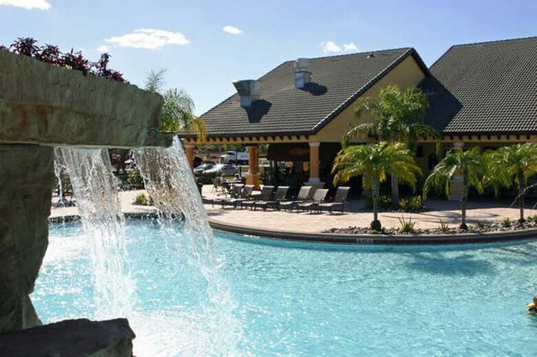 Lake View Paradise