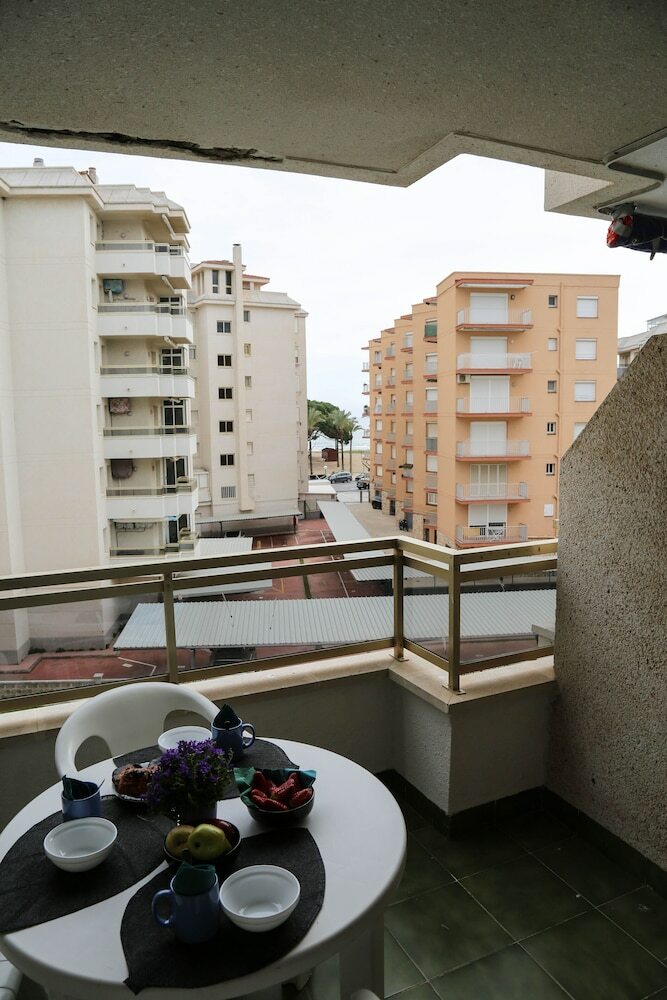 Apartamentos Bahia Justoliver Holidays