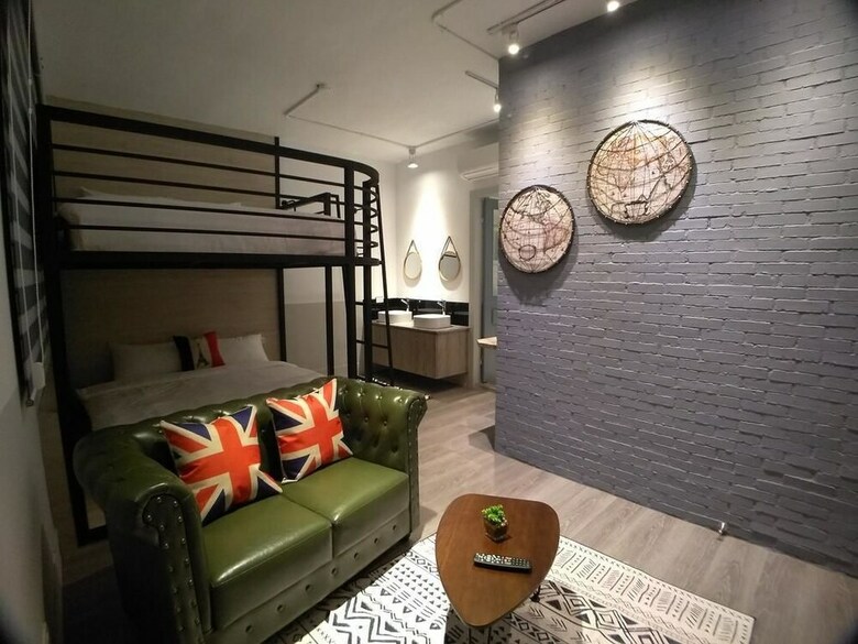 Hotel Itravel Hostel