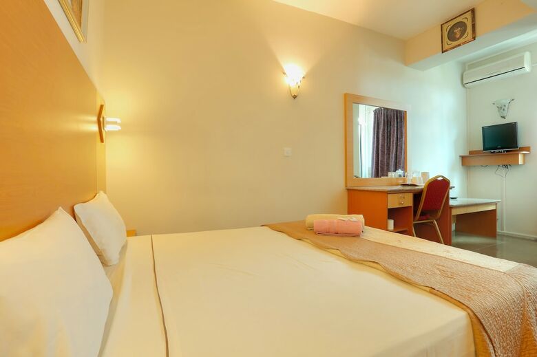 Hotel Ons Motel & Guest House