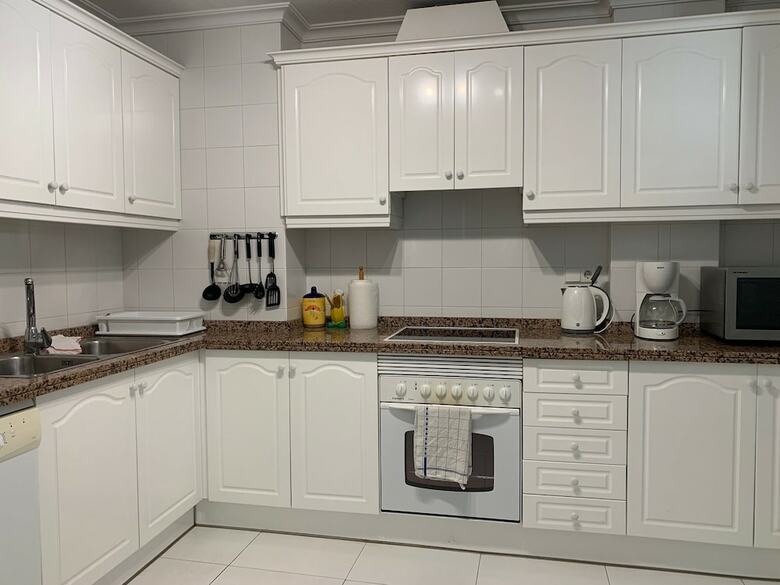 Sunny Apartment In Albir El Point