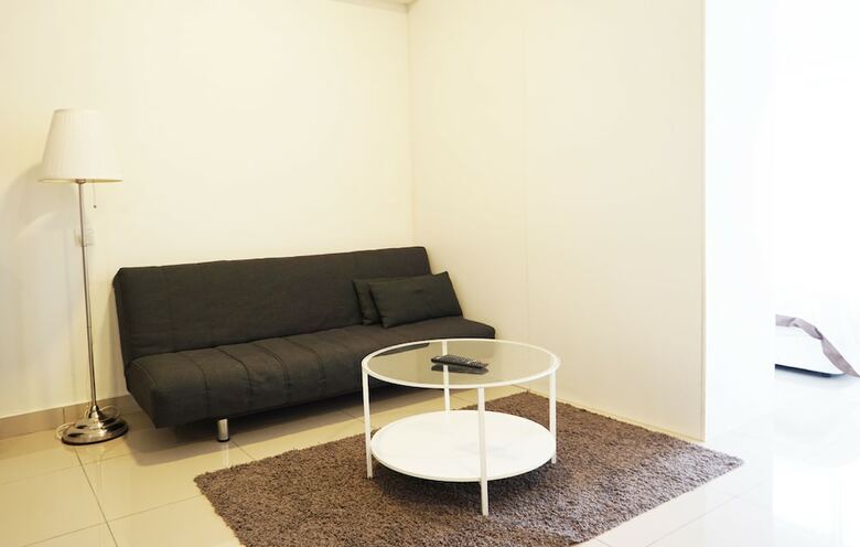Hyve Studio Suites