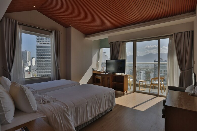 Le's Cham Hotel