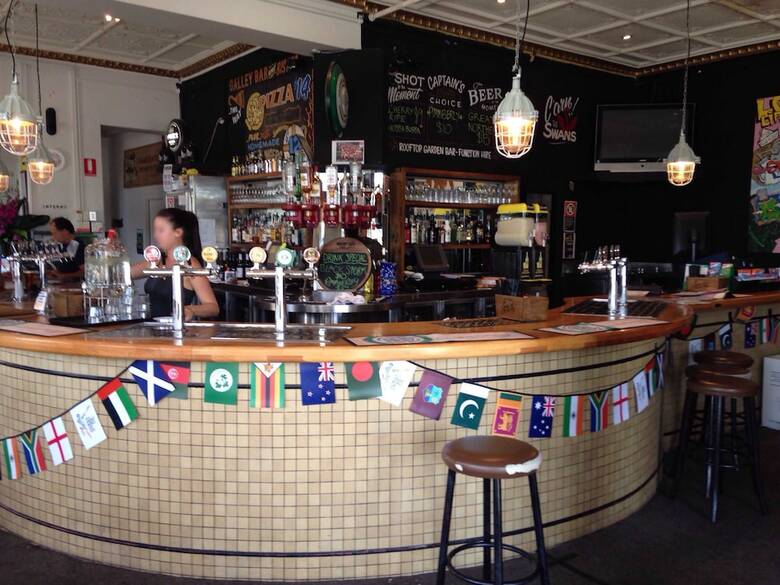 Hostal Clover Backpackers