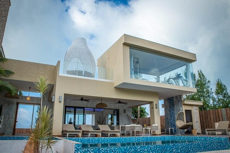 Le Duc Hillside Villas