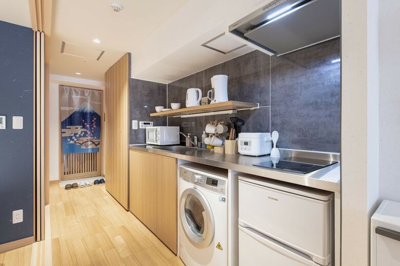 Apartamentos Uhome Akihabara Hotel