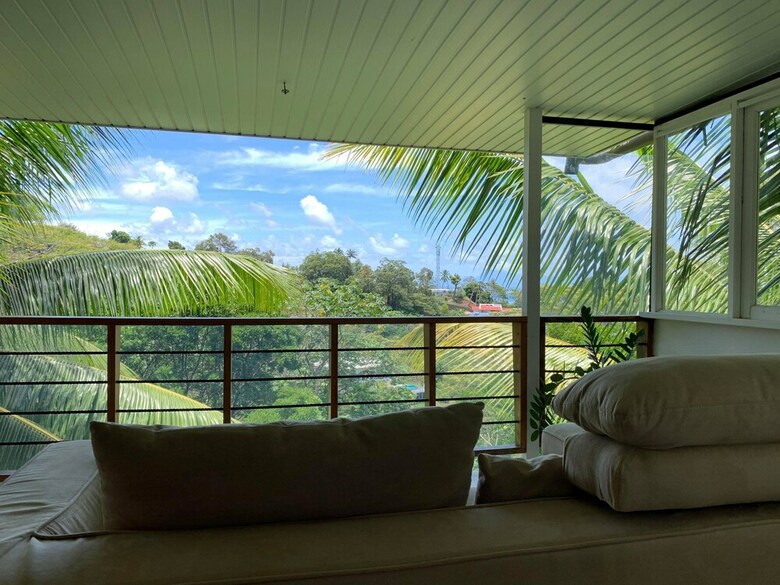 Mahina Apartment - Elegantly Tropical