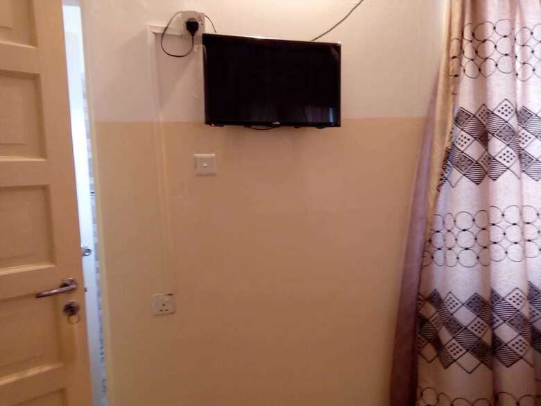 Metric Annex Hotel