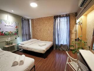 Hostal Foresttel Bkk - Hostel