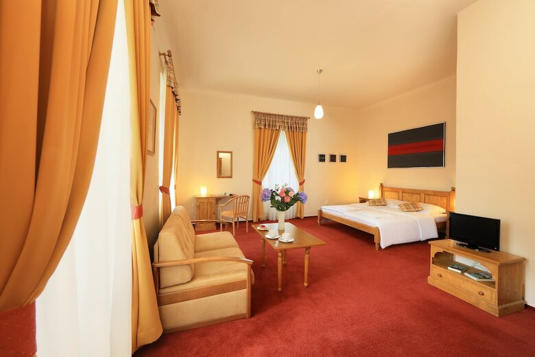 Bed & Breakfast Penzion ?ernick� Obora