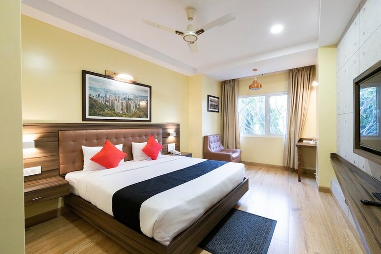 Capital O 18788 Phoenix Hotel & Resort