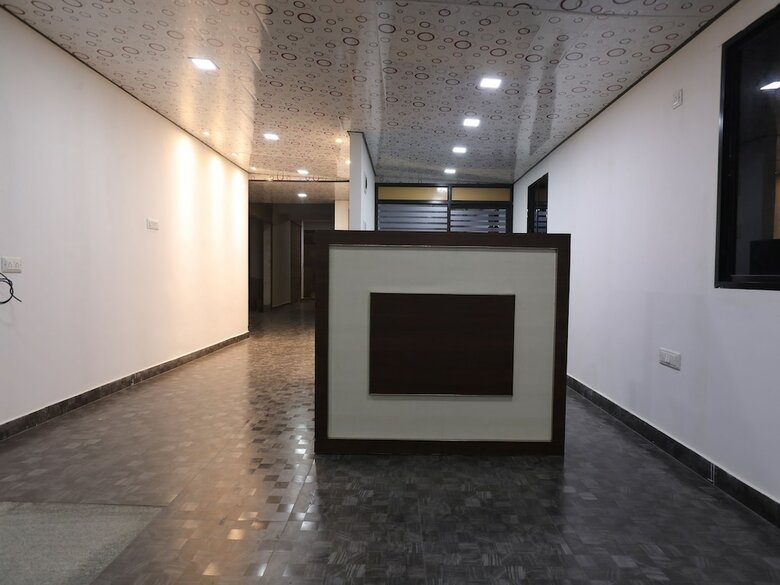 Apartamentos Oyo 22440 Rachana Boarding And Lodging