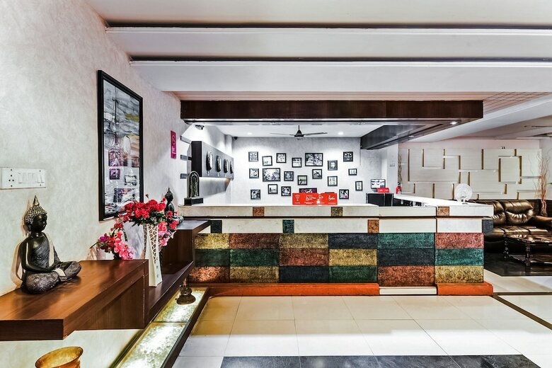 Oyo 6285 Hotel Ar Grand
