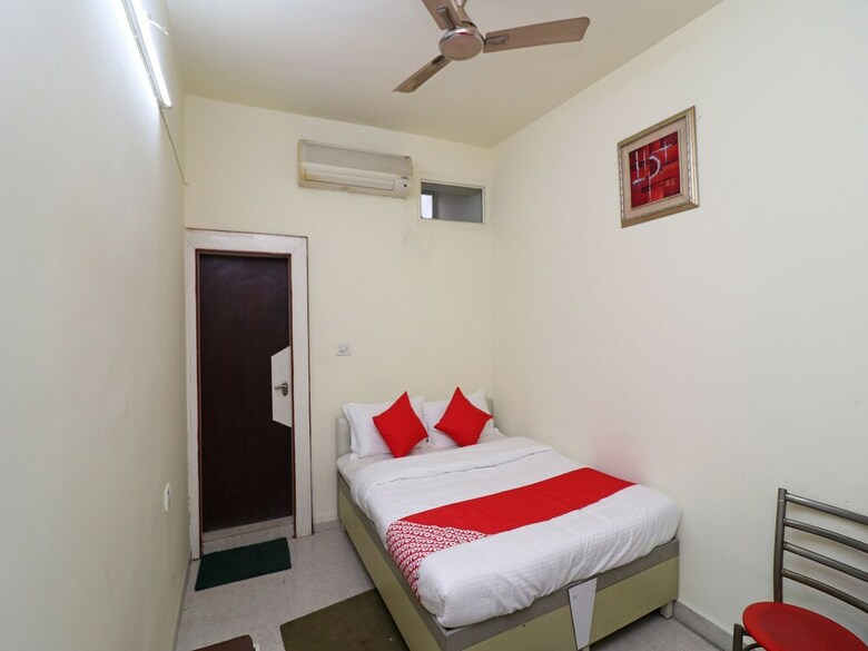 Oyo 24119 Hotel Rama Krishna