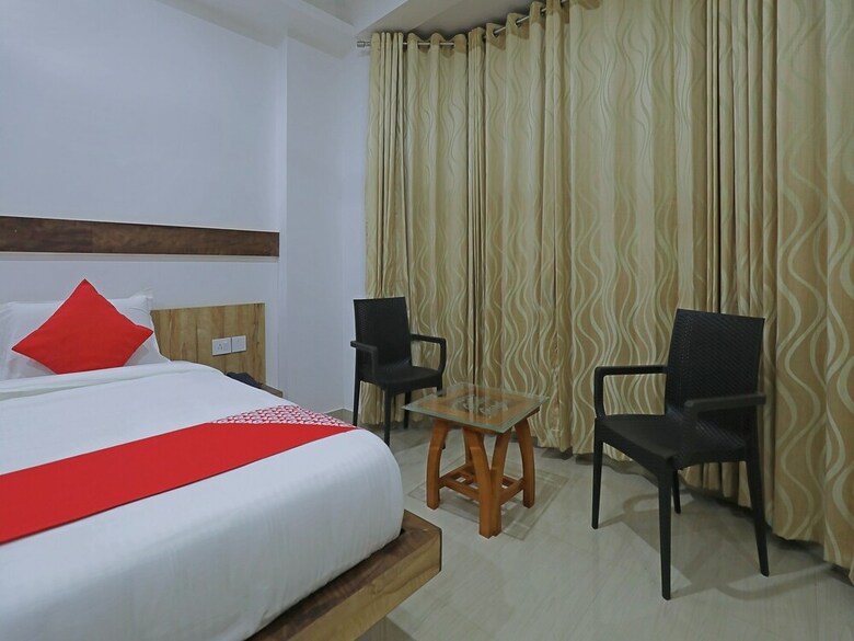 Oyo 24780 Hotel Gaurav Garden