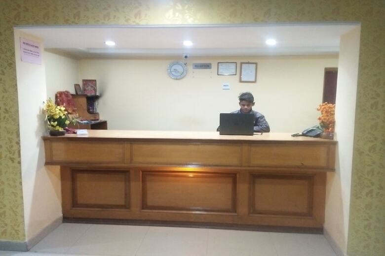 Hotel Oyo 24832 Rajhans