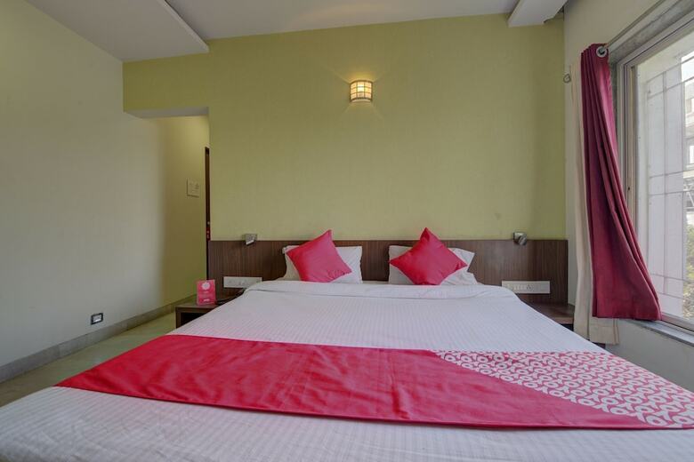 Oyo 24981 Hotel Ashwamedh Residency