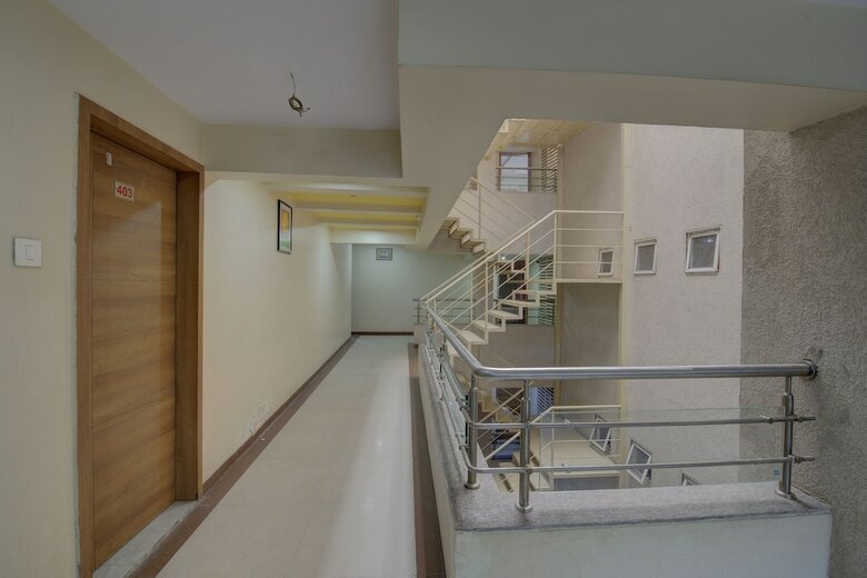 Oyo 24981 Hotel Ashwamedh Residency
