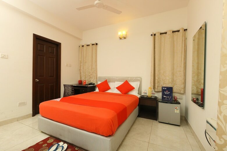 Hotel Oyo 24076 Silverkey Dwarka Sector 9 Metro