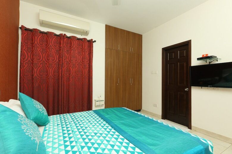 Hotel Oyo 24076 Silverkey Dwarka Sector 9 Metro