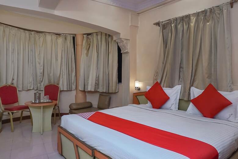 Oyo 23711 Hotel Tushar