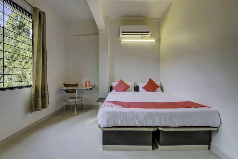 Oyo 24982 Hotel G Residency