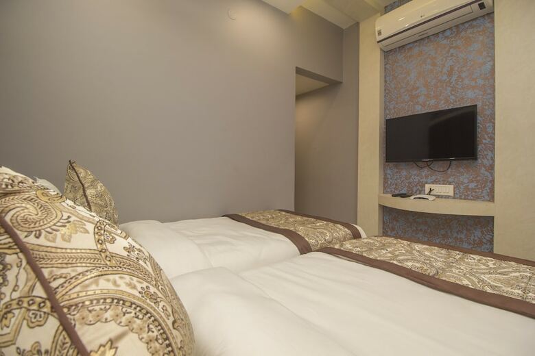 Oyo 27992 Hotel Ganpati