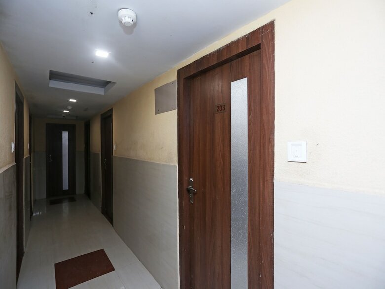 Oyo 26968 Hotel Aditya International