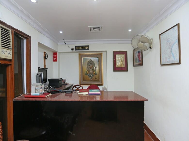 Oyo 2257 Hotel Mm Continental